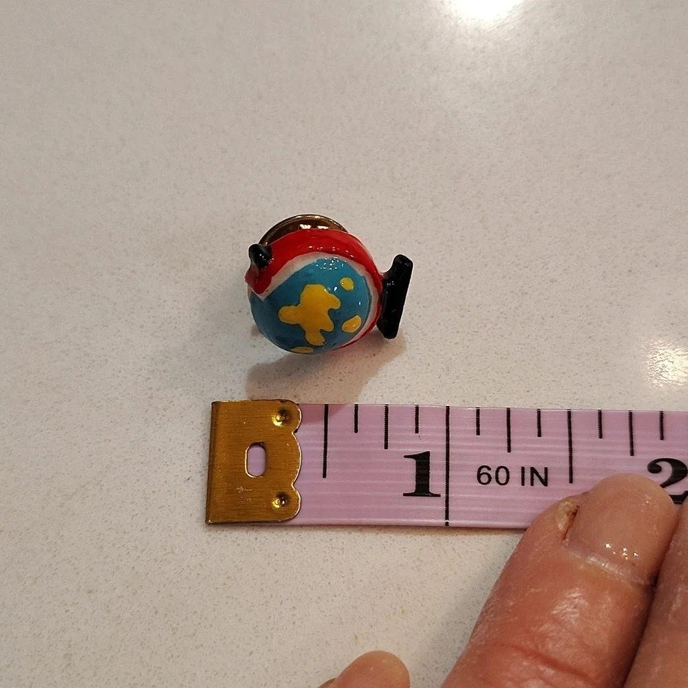 Globe brooch lapel pin enamel painted vintage